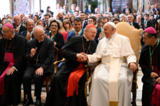 12-Ai Partecipanti al Convegno internazionale promosso dalla Fondazione Centesimus Annus pro Pontifice