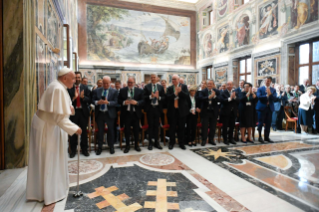 14-Ai Partecipanti al Convegno internazionale promosso dalla Fondazione Centesimus Annus pro Pontifice
