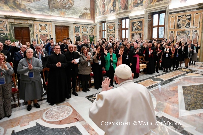 Le Pape honore le "génie féminin" dans l'Église Cq5dam.web.800.800