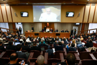 4-A los participantes en la Conferencia Internacional "Hombre-Mujer Imagen de Dios. Por una antropología de las vocaciones"