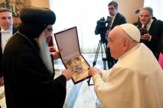 2-Aux membres de la Commission mixte internationale de Dialogue théologique entre l'Église catholique et les Églises orthodoxes orientales; et aux participants à la Visite d'étude annuelle de jeunes prêtres et moines des Églises orthodoxes orientales 