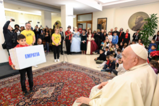 0-Ai Bambini assistiti dal Dispensario Santa Marta