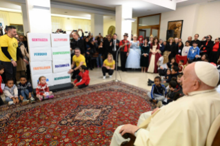 8-Ai Bambini assistiti dal Dispensario Santa Marta