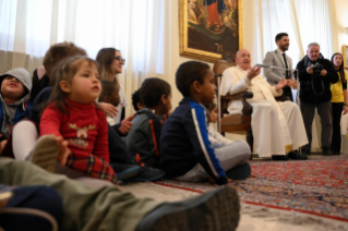 17-Ai Bambini assistiti dal Dispensario Santa Marta