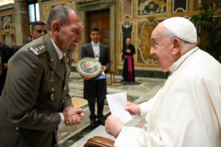 6-Agli Ufficiali e ai Militari del Comando Trasporti e Materiali