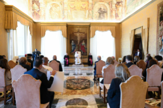 1-Ai Familiari delle vittime dell'esplosione nel Porto di Beirut (Libano, 2020)