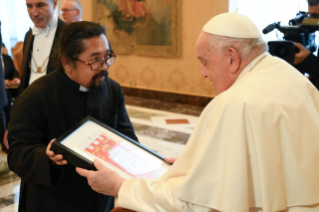 2-To Members of the Filipino Community in Spain 