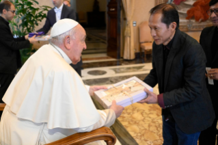 6-To Members of the Filipino Community in Spain 