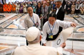 9-To the participants in the Interreligious Conference promoted by the Focolare Movement 