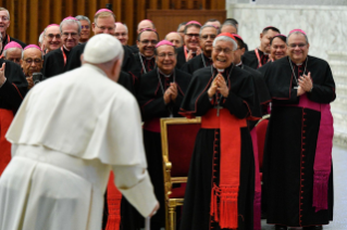 4-A los participantes en la Conferencia Internacional sobre la Formación Permanente de los Sacerdotes