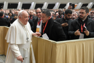 6-Aos participantes no Congresso Internacional sobre a formação permanente dos sacerdotes