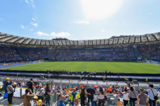 0-Meeting at the Olympic Stadium - World Children's Day