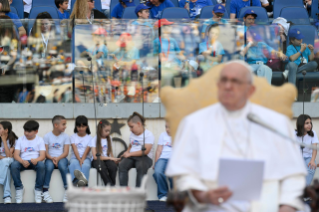 17-Meeting at the Olympic Stadium - World Children's Day
