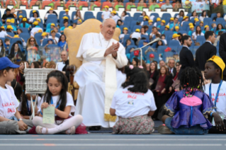20-Meeting at the Olympic Stadium - World Children's Day