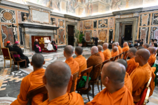 0-Ai Monaci Buddisti rappresentanti del Wat Phra Chetuphon
