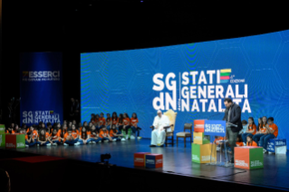 3-A los participantes en la cuarta edición de los "Estados generales de la natalidad" 