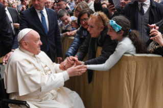 4-"La carezza e il sorriso": Incontro con nonni, anziani e nipoti promosso dalla Fondazione Età Grande