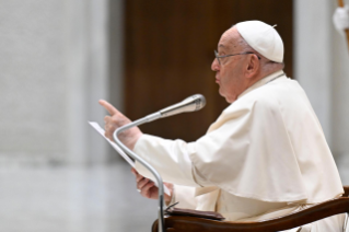 7-"The caress and the smile", meeting of Pope Francis with grandparents, the elderly and grandchildren