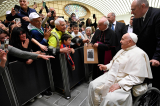 11-"The caress and the smile", meeting of Pope Francis with grandparents, the elderly and grandchildren
