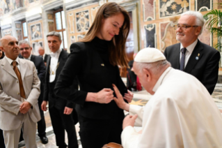 3-To the Participants in the Meeting promoted by the Pontifical Academies of Sciences and Social Sciences