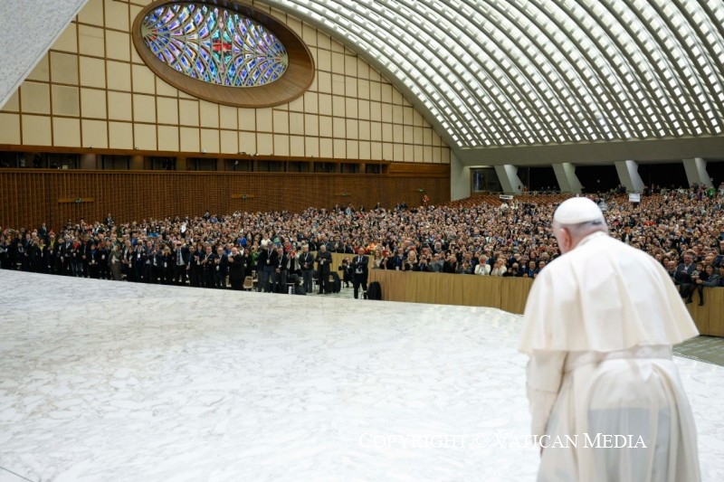 2-To Fishermen from various parts of Italy; and to Participants of the Conference promoted by the Italian Episcopal Conference on National Health Services in Europe