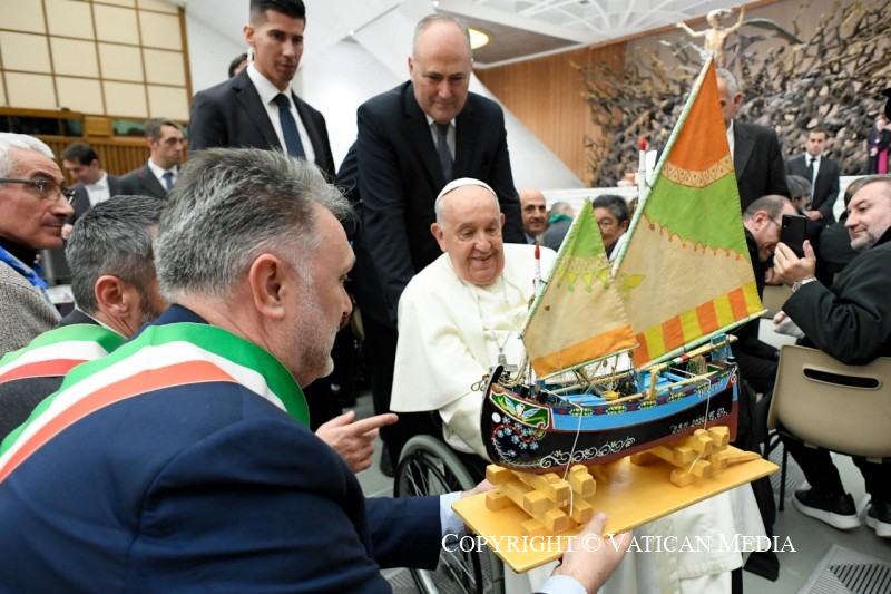 11-To Fishermen from various parts of Italy; and to Participants of the Conference promoted by the Italian Episcopal Conference on National Health Services in Europe