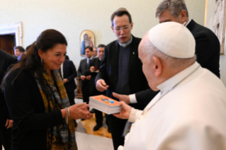 1-A la delegación de la Red Mundial de Oración del Papa 