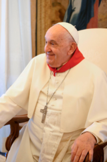 10-A los seminaristas de las diócesis de Pamplona, Tudela, San Sebastián y Redemptoris Mater 