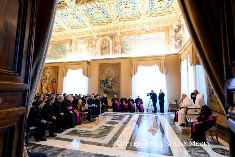 5-A los seminaristas de la provincia eclesi&aacute;stica de Toledo (Espa&ntilde;a) 