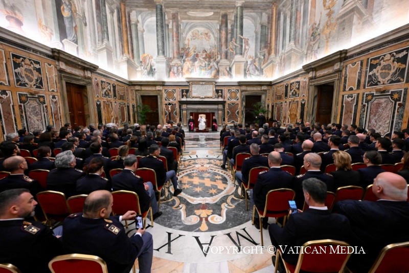 2-Audience with the Managers and Staff of the Vatican Inspectorate of Public Security