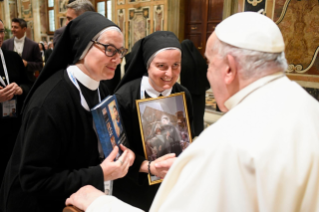 3-Ai Partecipanti all'Incontro promosso dalla Congregazione delle Suore Canonichesse dello Spirito Santo in Sassia