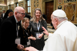 7-Ai Partecipanti all'Incontro promosso dalla Congregazione delle Suore Canonichesse dello Spirito Santo in Sassia