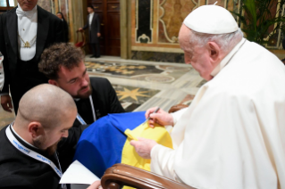 8-Ai Partecipanti all'Incontro promosso dalla Congregazione delle Suore Canonichesse dello Spirito Santo in Sassia