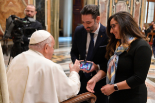 2-Aux membres de l'Université catholique Saint-Antoine de Murcie (Espagne)