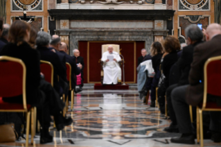 6-Aos membros da Associação Internacional de Jornalistas credenciados junto ao Vaticano 