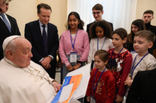 4-Ai Leaders Mondiali partecipanti al Summit sui Diritti dei Bambini 