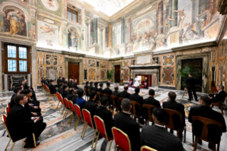 3-A la comunidad del Almo Collegio Capranica de Roma