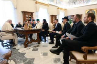 5-A Sua Grazia Haji Dede Edmond Brahimaj, Leader della Comunità dei Bektashi di Tirana (Albania), e Seguito