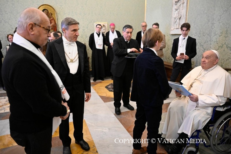 2-Alla Delegazione dell&rsquo;Organismo di Gestione dell&rsquo;Insegnamento Cattolico (OGEC), in Francia 