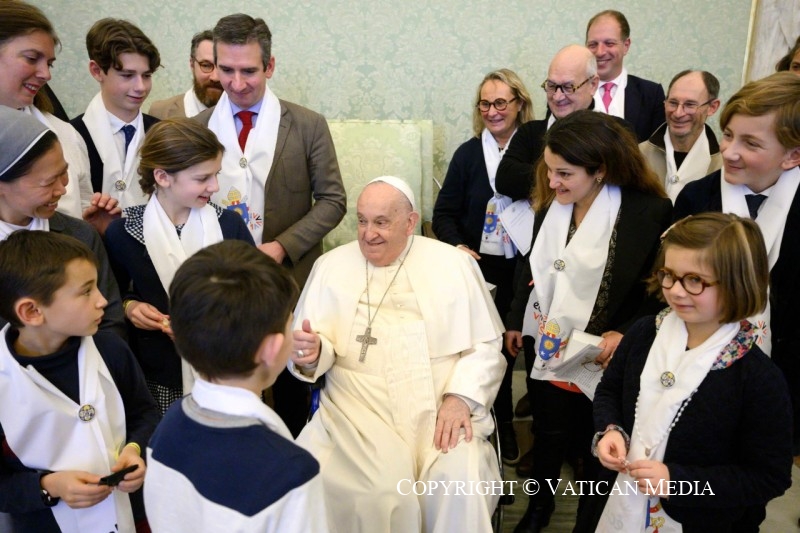 10-Alla Delegazione dell&rsquo;Organismo di Gestione dell&rsquo;Insegnamento Cattolico (OGEC), in Francia 