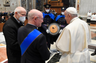 1-A l'armée de l'air italienne, à l'occasion de la clôture du jubilé de Lorette