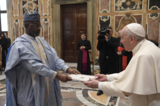 5-Presentation of Letters of Credence  by the Ambassadors of Moldova, Kyrgyzstan, Namibia, Lesotho, Luxembourg, Chad and Guinea-Bissau