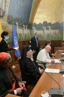 13-Acte académique pour l'institution du cycle d'études en «écologie et environnement. Soin de la maison commune et sauvegarde de notre création» et de la chaire UNESCO sur l’«Avenir de l’éducation à la durabilité» 