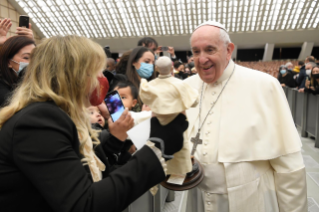 7-Ai Bambini assistiti dal Dispensario Santa Marta
