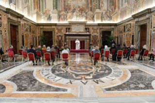 3-À une délégation du Centre franciscain de solidarité de Florence