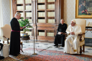 4-A la communauté du Collège pontifical belge