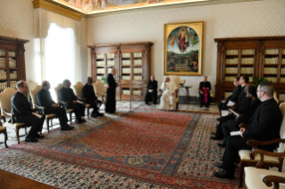 5-A la communauté du Collège pontifical belge