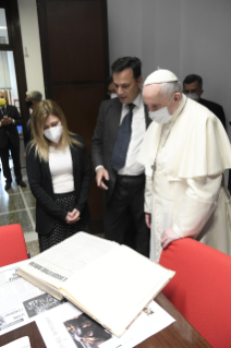 2-Visite du Saint-Père à la communauté de travail du Dicastère pour la Communication