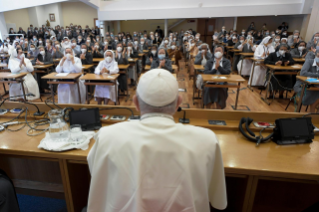 4-Incontro con le Partecipanti al Capitolo Generale delle Figlie di Maria Ausiliatrice