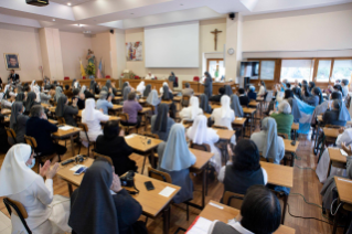 11-Rencontre avec les participants au Chapitre général des Filles de Marie Auxiliatrice 